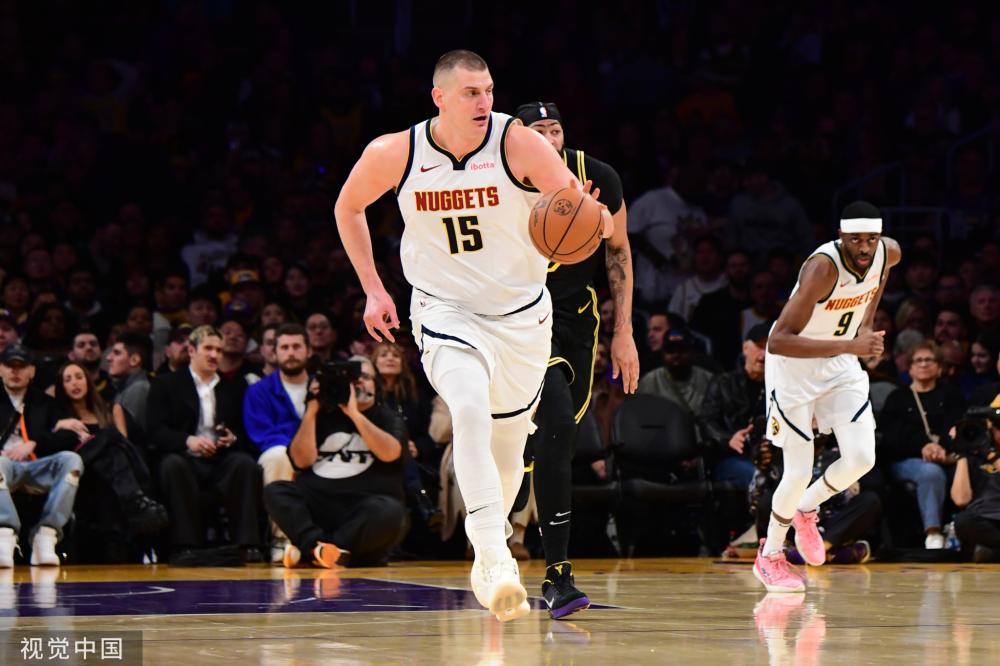 男女选手互 男女选手互