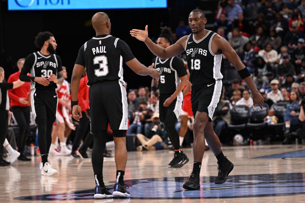 望借助他的 望借助他的