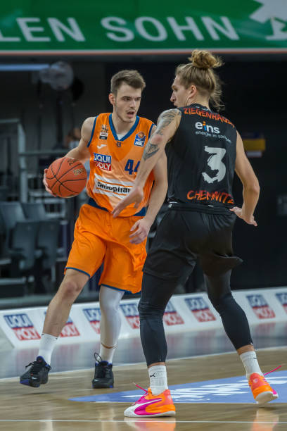 这样的策略 这样的策略